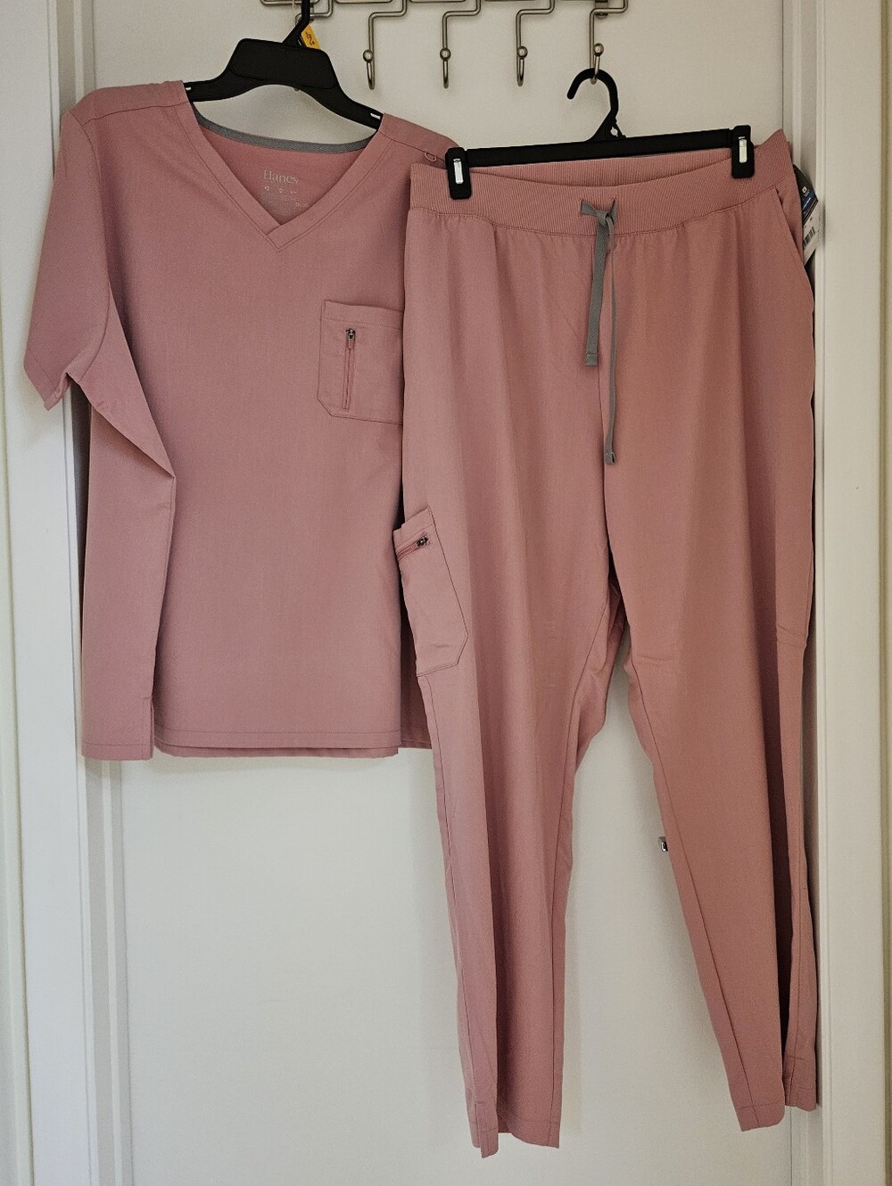 Hanes Comfort Fit Women Scrub Set V-Neck Top & Pants Pink 3XL NWOT NWT